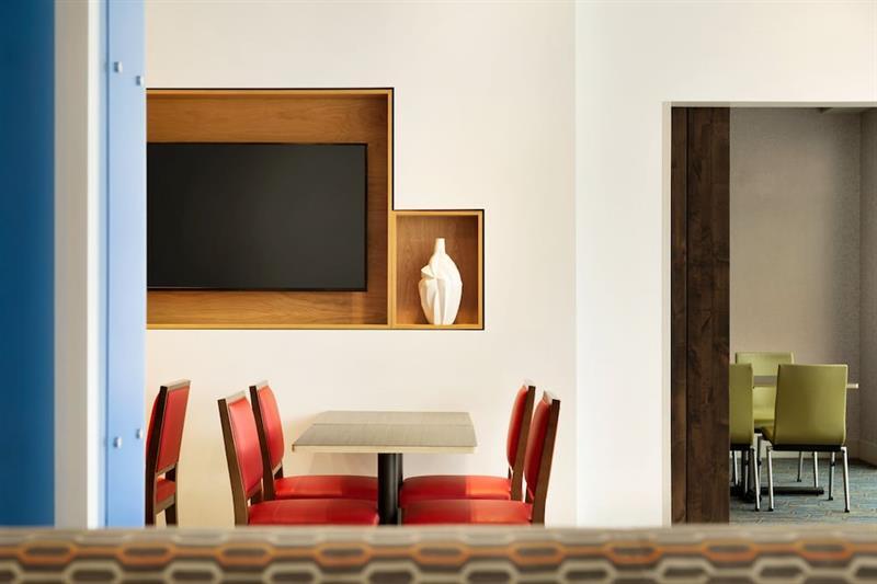 Holiday Inn Express & Suites - Painesville - Concord By Ihg מראה חיצוני תמונה