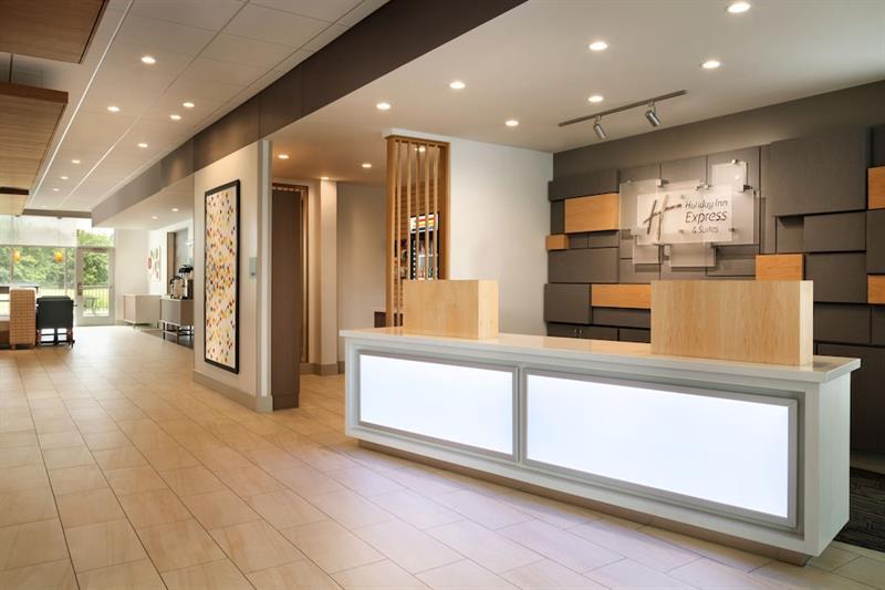 Holiday Inn Express & Suites - Painesville - Concord By Ihg מראה חיצוני תמונה