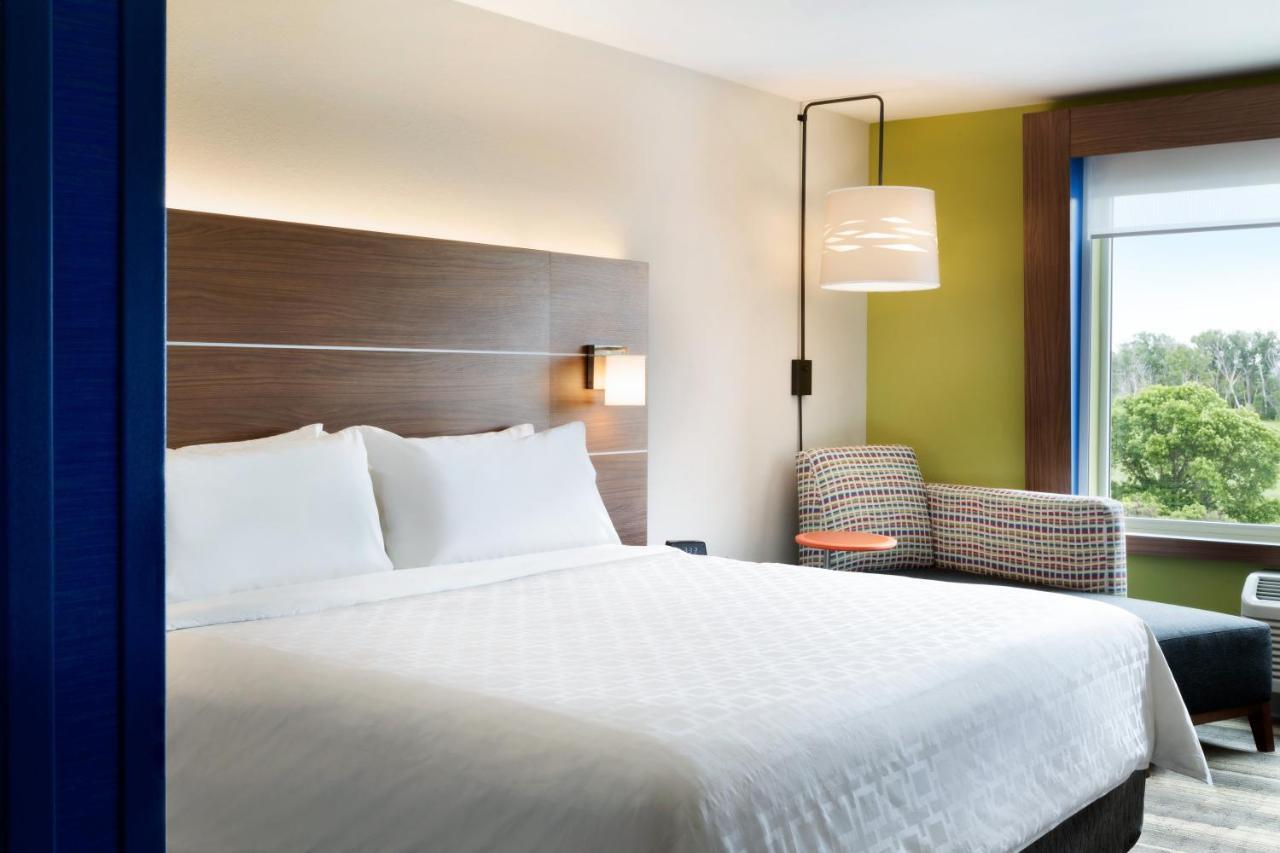 Holiday Inn Express & Suites - Painesville - Concord By Ihg מראה חיצוני תמונה