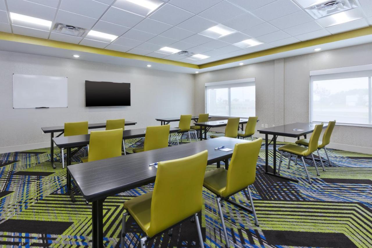 Holiday Inn Express & Suites - Painesville - Concord By Ihg מראה חיצוני תמונה