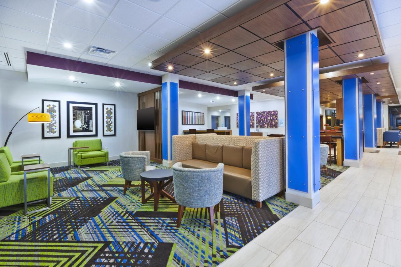Holiday Inn Express & Suites - Painesville - Concord By Ihg מראה חיצוני תמונה